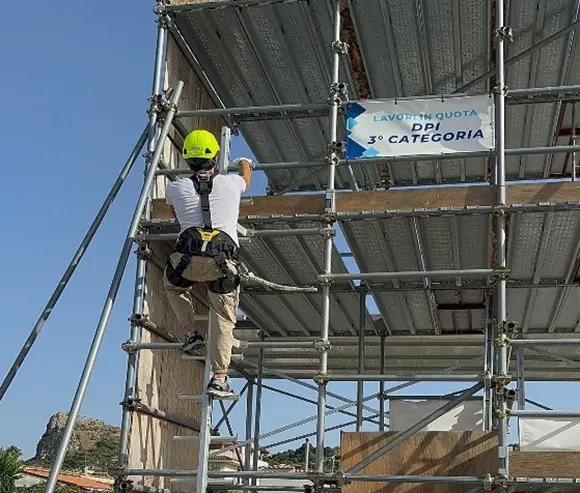 Corso di formazione e addestramento per Addetti ai lavori in quota per DPI III categoria-16 ore in Sicilia