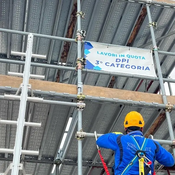 Corso di formazione e addestramento per Addetti ai lavori in quota per DPI III categoria - 8 ore in Sicilia