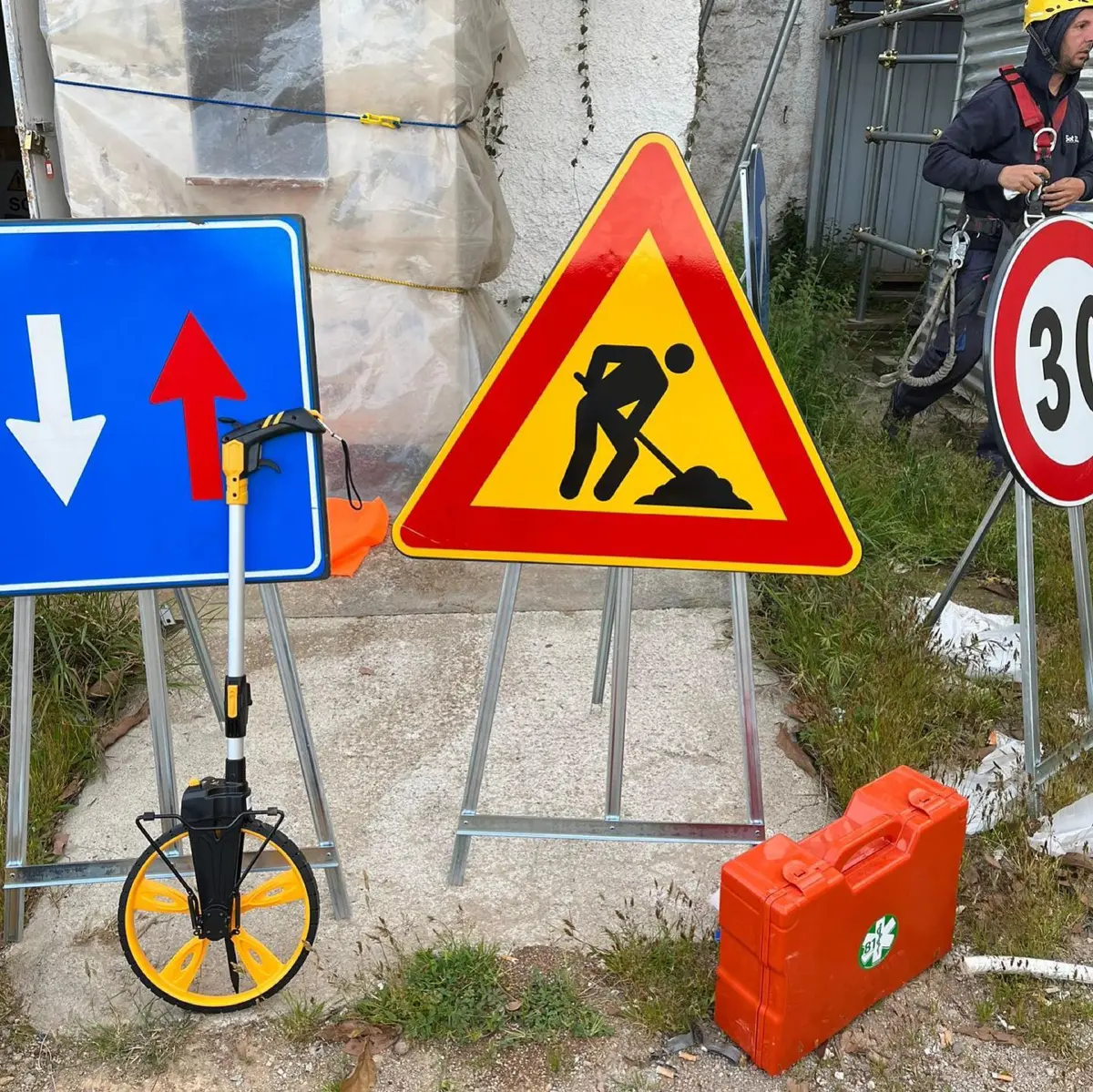 Corso di Formazione per Addetti all’Installazione e Rimozione della Segnaletica nei Cantieri Stradali - 8 ore in Sicilia